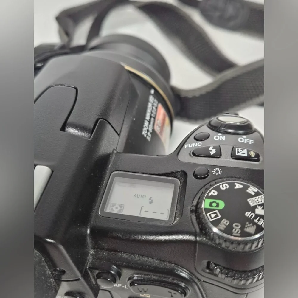 Rare Nikon Coolpix 8800 Digital Camera